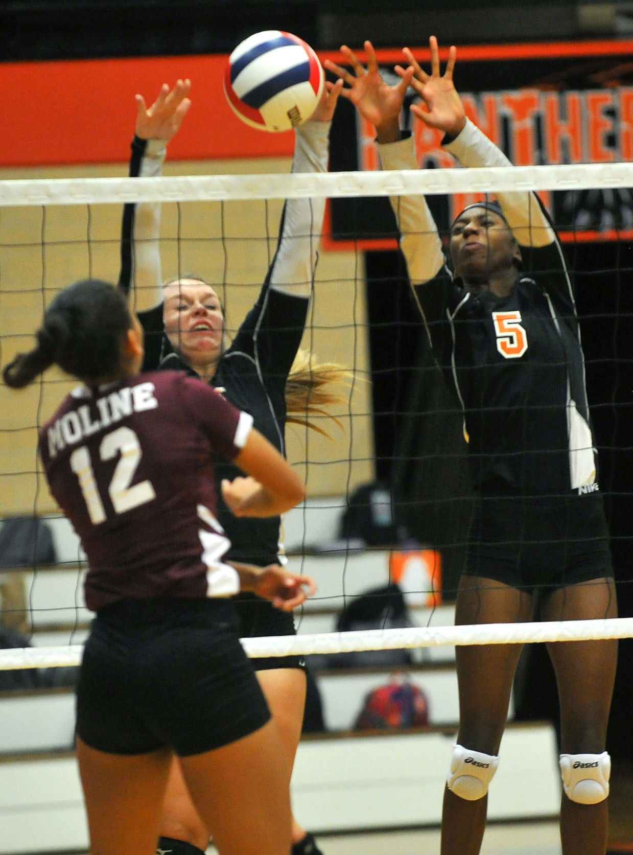 Moline vs United Township volleyball